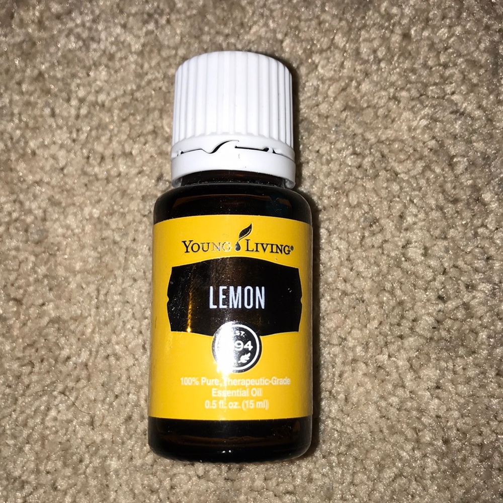 Young living lemon essential oil